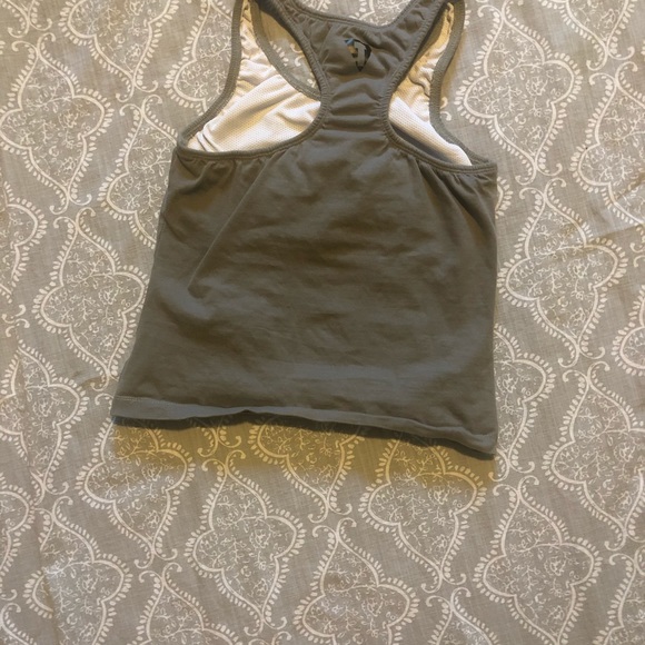 Title Boxing Tank - Picture 4 of 5